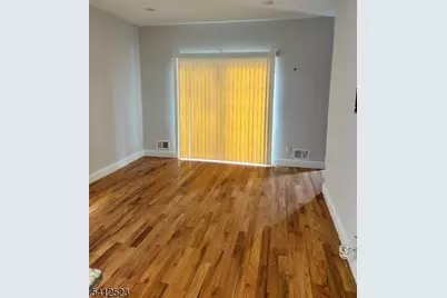 558 Broadway, Elizabeth, NJ 07206 - Photo 3