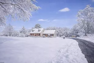 69 Lincoln Laurel Rd, Frelinghuysen Township, NJ 07860 - Photo 1