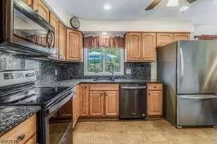 69 Lincoln Laurel Rd, Frelinghuysen Township, NJ 07860 - Photo 11