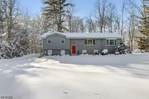 52 Valley View Rd, Warren Township, NJ 07059 - Photo 3