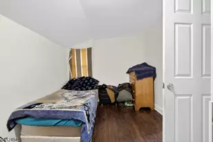 527 Valley St, Orange, NJ 07050 - Photo 23