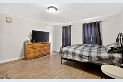 527 Valley St, Orange, NJ 07050 - Photo 29