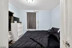 527 Valley St, Orange, NJ 07050 - Photo 15