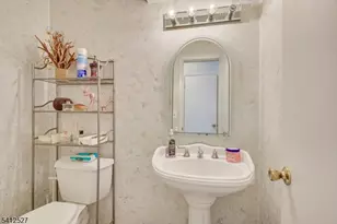 37 Giggleswick Way, Edison Twp., NJ 08820 - Photo 25