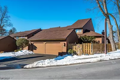 37 Giggleswick Way #37, Edison Twp., NJ 08820 - Photo 3