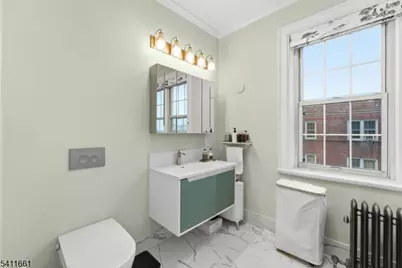 133 Summit Ave #16, Summit, NJ 07901 - Photo 11