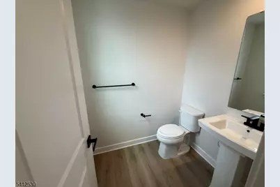 4 Lafayette Ln, Montville Township, NJ 07082 - Photo 9