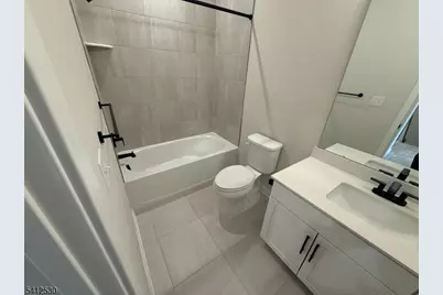 4 Lafayette Ln, Montville Township, NJ 07082 - Photo 23