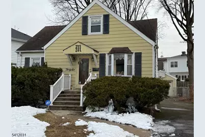 36 Kearney St, Lyndhurst Township, NJ 07071 - Photo 1