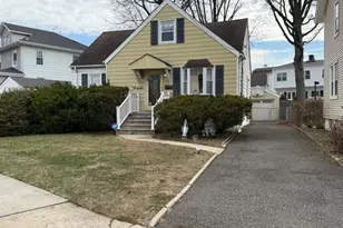 36 Kearney St, Lyndhurst Township, NJ 07071 - Photo 1