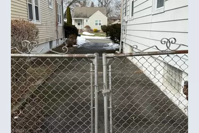 36 Kearney St, Lyndhurst Township, NJ 07071 - Photo 39