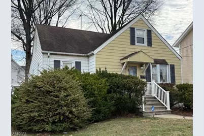 36 Kearney St, Lyndhurst Township, NJ 07071 - Photo 1
