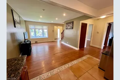 1265 Shetland Dr, Union Township, NJ 07083 - Photo 9