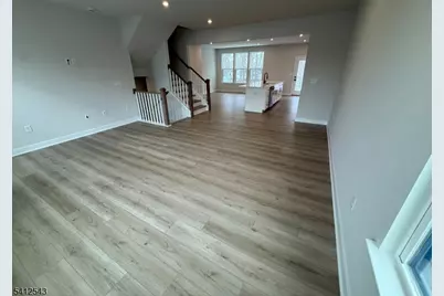 6 Lafayette Ln, Montville Township, NJ 07082 - Photo 5