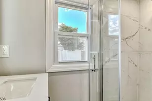 685 Edgewood Pl, North Brunswick Township, NJ 08902 - Photo 25