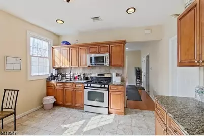 80 Newark Ave, Paterson, NJ 07503 - Photo 29