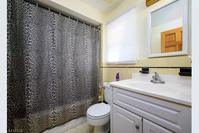 437 Bailey Ave, Union Township, NJ 07083 - Photo 25