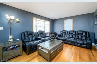 437 Bailey Ave, Union Township, NJ 07083 - Photo 7