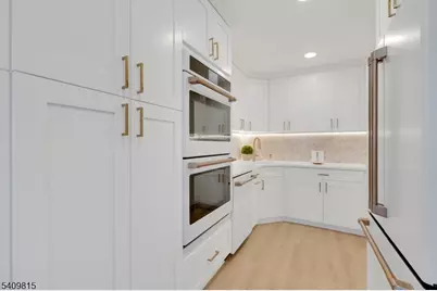 1 Murray Hill Sq #1, New Providence, NJ 07974 - Photo 21