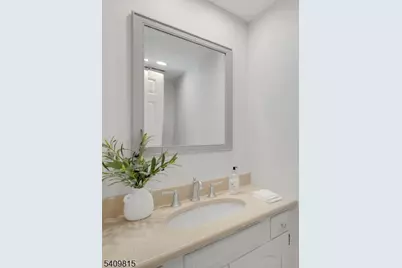 1 Murray Hill Sq #1, New Providence, NJ 07974 - Photo 17