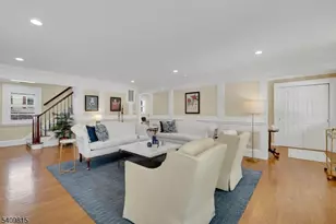 1 Murray Hill Square, New Providence, NJ 07974 - Photo 3