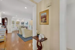 1 Murray Hill Square, New Providence, NJ 07974 - Photo 5