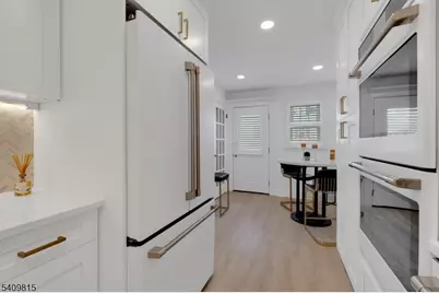 1 Murray Hill Sq #1, New Providence, NJ 07974 - Photo 25