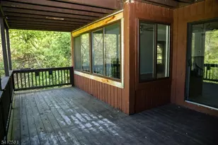 6 Baily Bunion Ct, Vernon, NJ 07462 - Photo 3