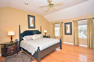 11 Devonald Dr, Bethlehem Township, NJ 08802 - Photo 15