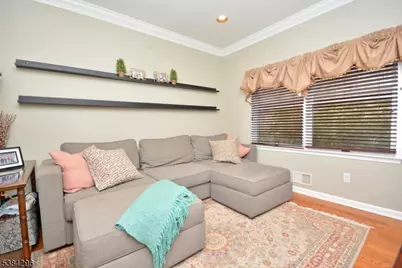 11 Devonald Dr, Bethlehem Township, NJ 08802 - Photo 7