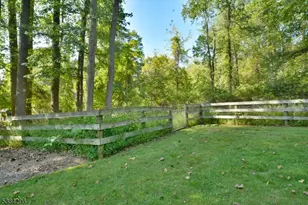 11 Devonald Dr, Bethlehem Township, NJ 08802 - Photo 35