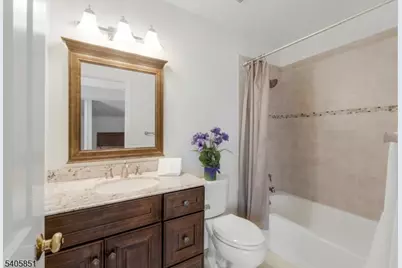 22 Stone Run Rd, Bedminster Township, NJ 07921 - Photo 25