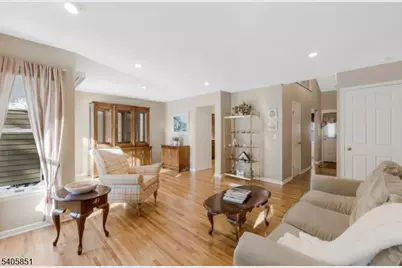 22 Stone Run Rd, Bedminster Township, NJ 07921 - Photo 7