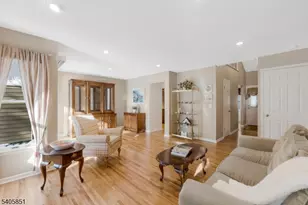 22 Stone Run Rd, Bedminster Township, NJ 07921 - Photo 7