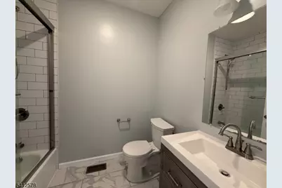 190 E Lindsley #2, Cedar Grove, NJ 07009 - Photo 9
