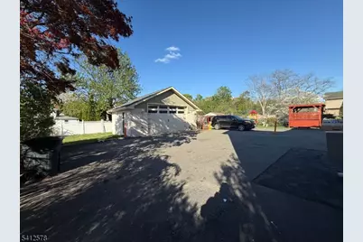 190 E Lindsley #2, Cedar Grove, NJ 07009 - Photo 13