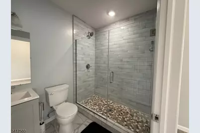 190 E Lindsley, Cedar Grove, NJ 07009 - Photo 11