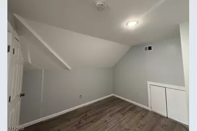 190 E Lindsley, Cedar Grove, NJ 07009 - Photo 13