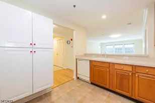 1104 Peer Pl, Denville, NJ 07834 - Photo 7