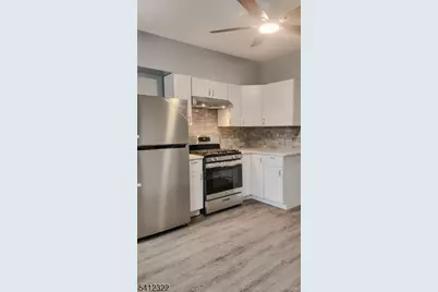 566 Valley St #2, Orange, NJ 07050 - Photo 21