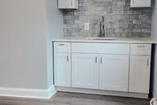 566 Valley St, Orange, NJ 07050 - Photo 7