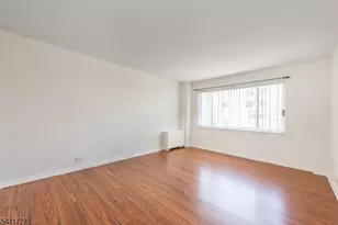 265 Main St, Ridgefield, NJ 07660 - Photo 17