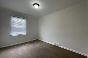 1584 Walker Ave, Union Township, NJ 07083 - Photo 9