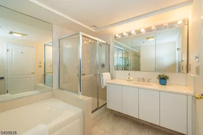 10 Smith Manor Blvd #815, West Orange Township, NJ 07052 - Photo 27