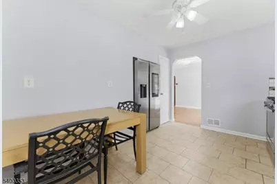 411 Hory St, Roselle Boro, NJ 07203 - Photo 3