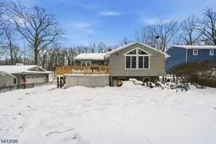 17 Acorn Dr, Vernon, NJ 07422 - Photo 37