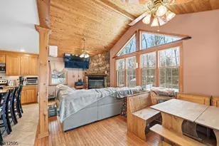 17 Acorn Dr, Vernon, NJ 07422 - Photo 19