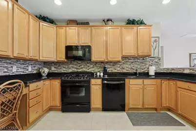 7408 Warrens Way, Wanaque, NJ 07465 - Photo 21