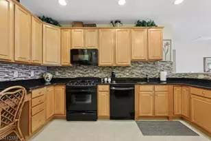 7408 Warren's Way, Wanaque, NJ 07465 - Photo 21