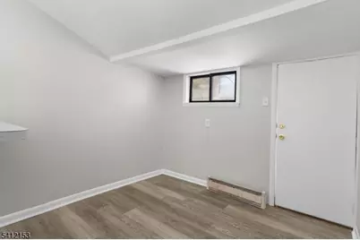 415 Wood St, Burlington, NJ 08016 - Photo 15